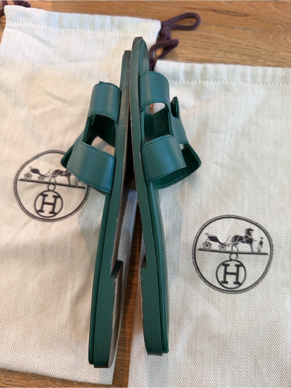Hermès Green Oran Sandals - Picture 6 of 7